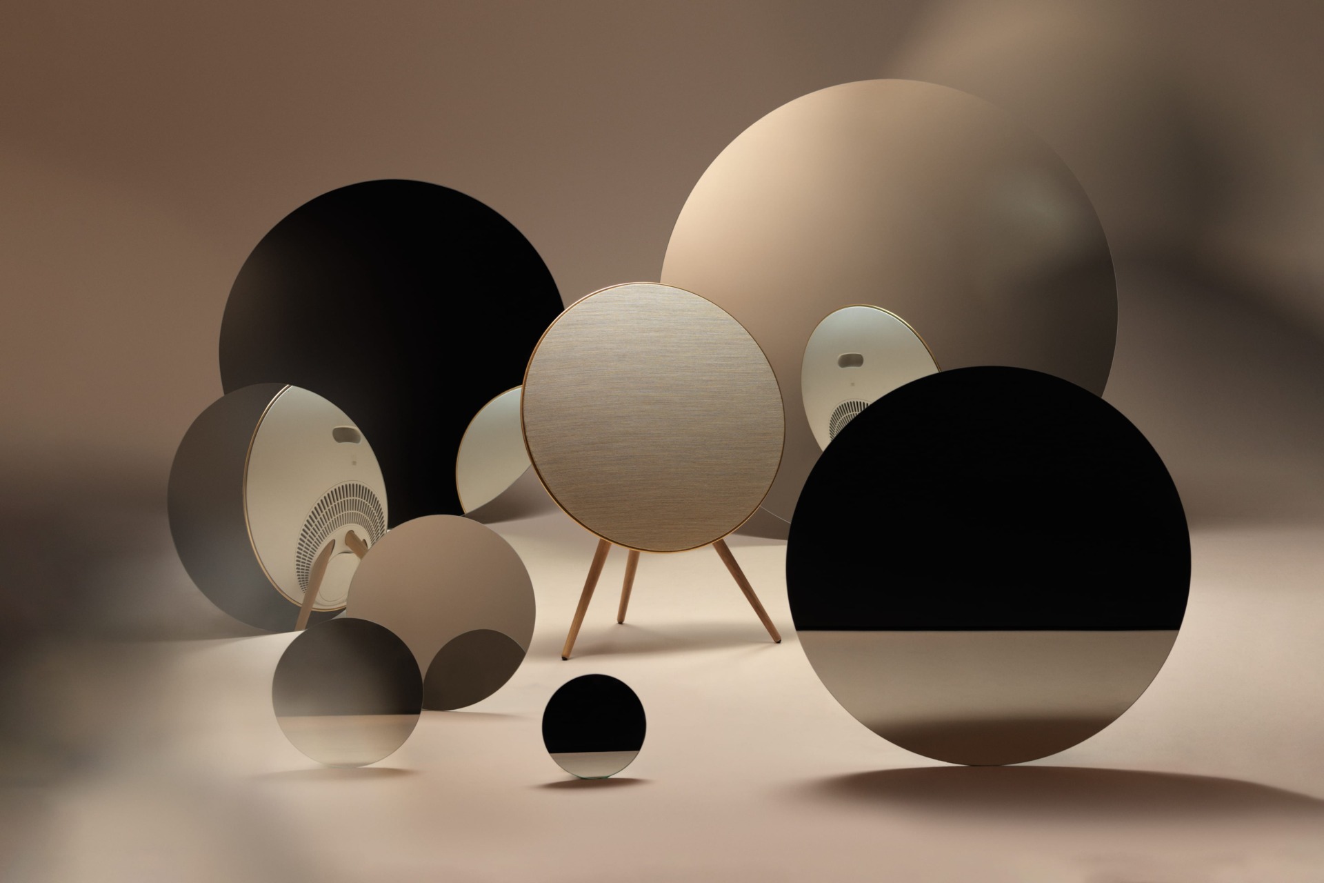 Bang & Olufsen - Creative Concept - SNASK